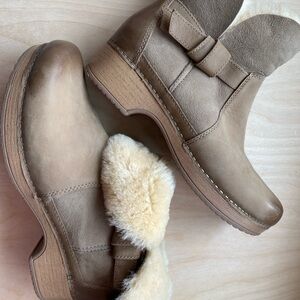 Dansko Tan Leather Mules with Faux Fur Lining
